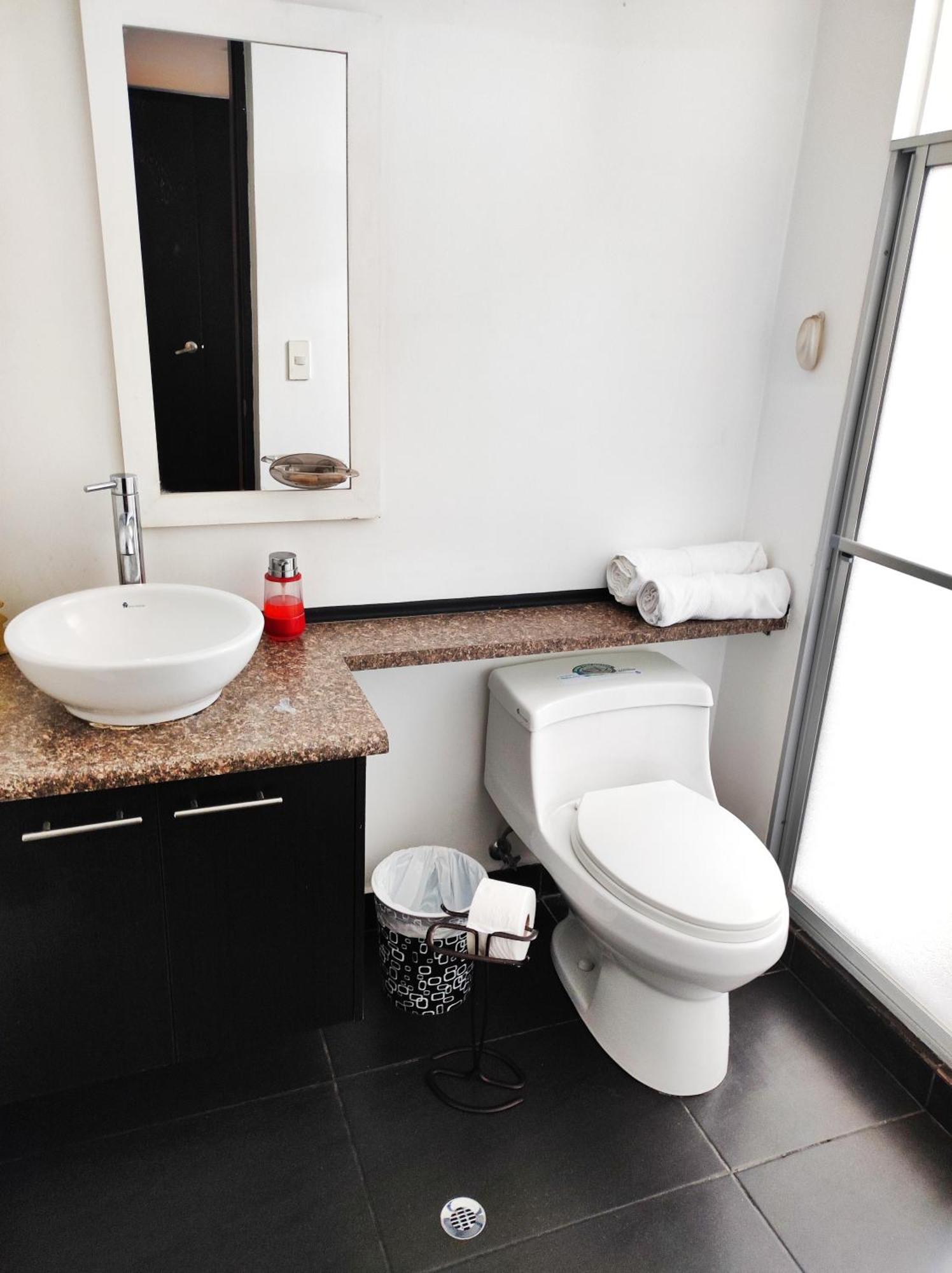 Coliving Ecuador Apartamentos Sector Swiss Hotel Quito Eksteriør bilde